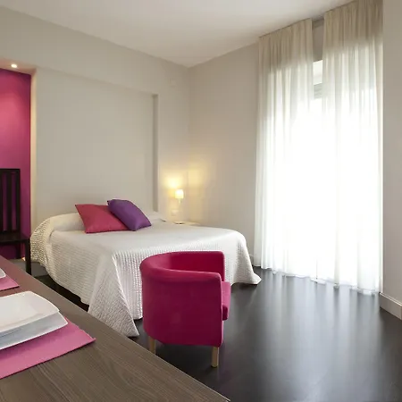 아파트 아파트먼트 *