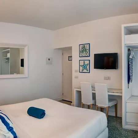 Sorrento Apartments